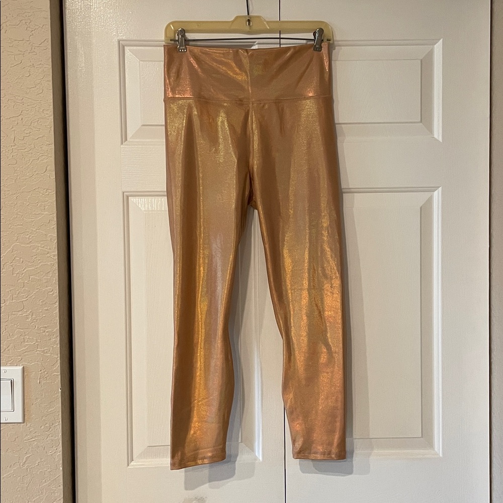Fabletics Ultra High-Rise waisted Iridescent Luxe